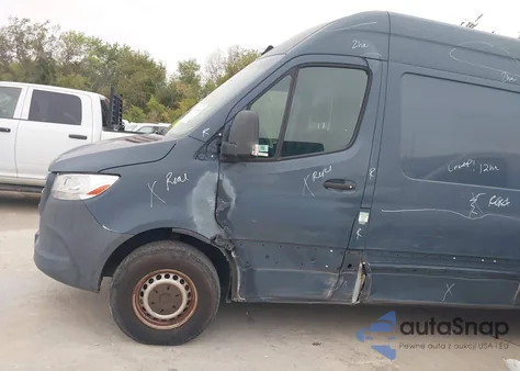 2019 Mercedes-Benz Sprinter 2500 High Roof V6 from USA, damaged, VIN WD4PF1CD9KP127024